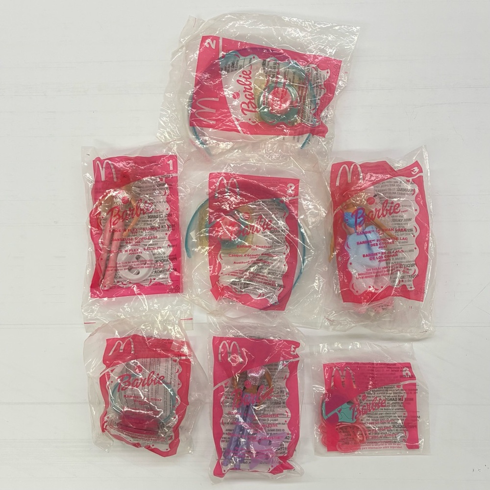 2003 McDonald’s Barbie Set of 6+1 extra